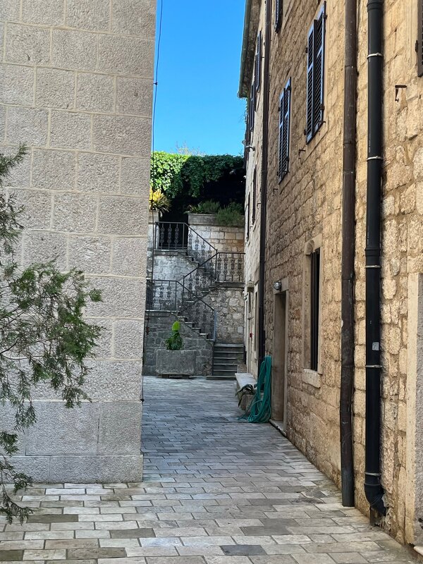 Черногория, город Котор - Малик Рамазанов