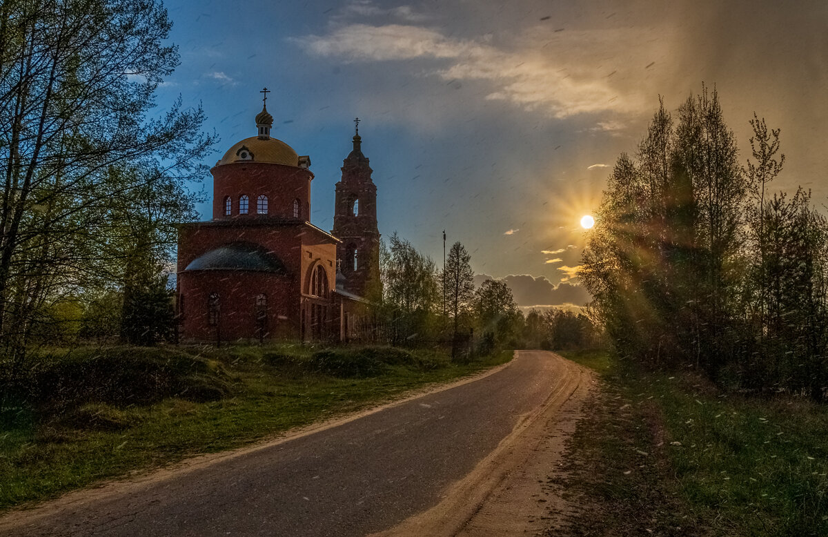 На исходе Апреля 2 - Андрей Дворников На исходе Апреля 2 - Андрей Дворников