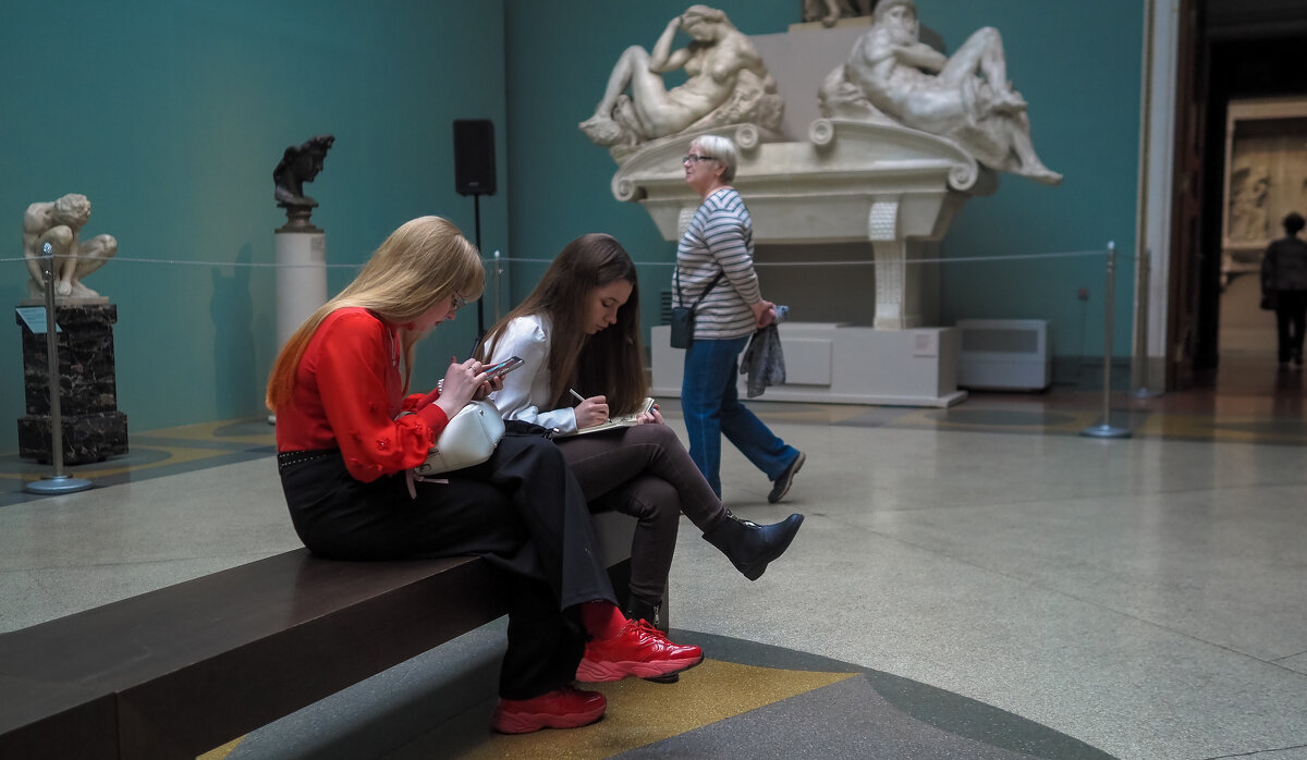 Зарисовка из Музея - юрий поляков