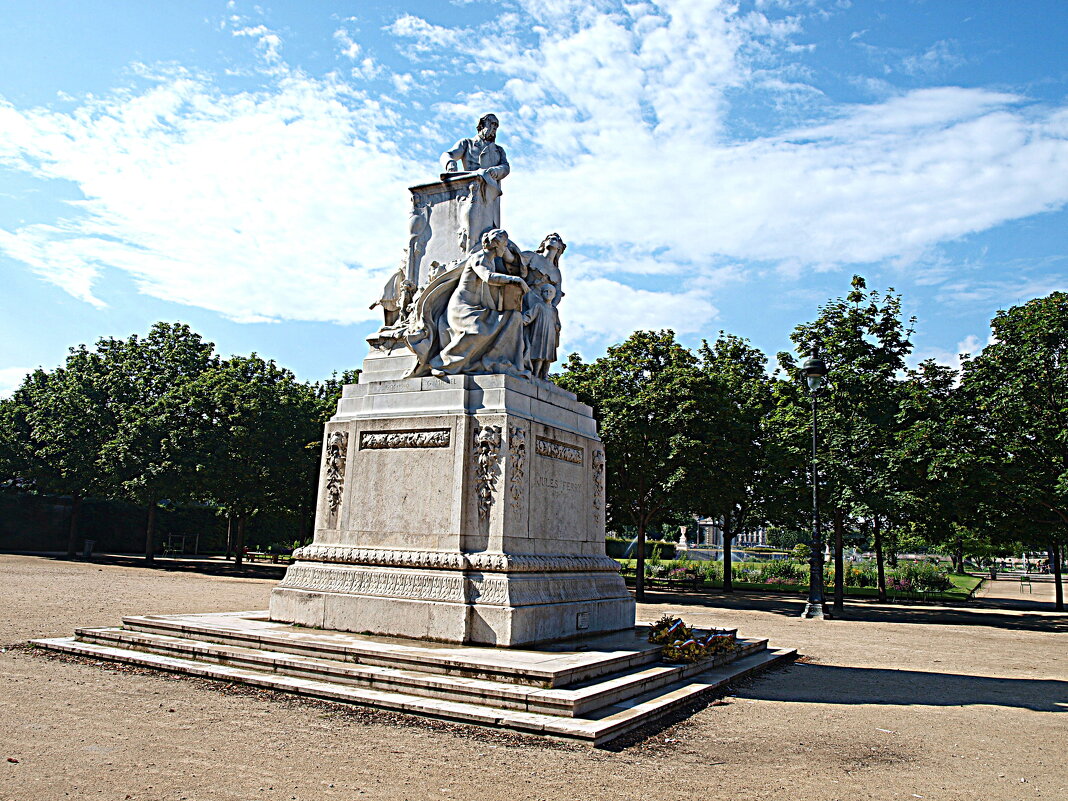 Париж. - Владимир Драгунский Париж. - Владимир Драгунский