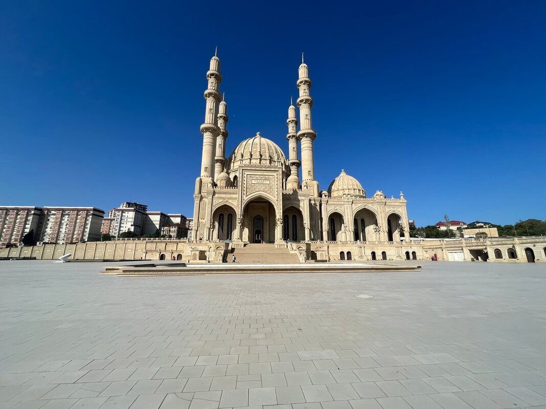 Мечеть Гейдар в Баку (Азербайджан) - Малик Рамазанов Мечеть Гейдар в Баку (Азербайджан) - Малик Рамазанов