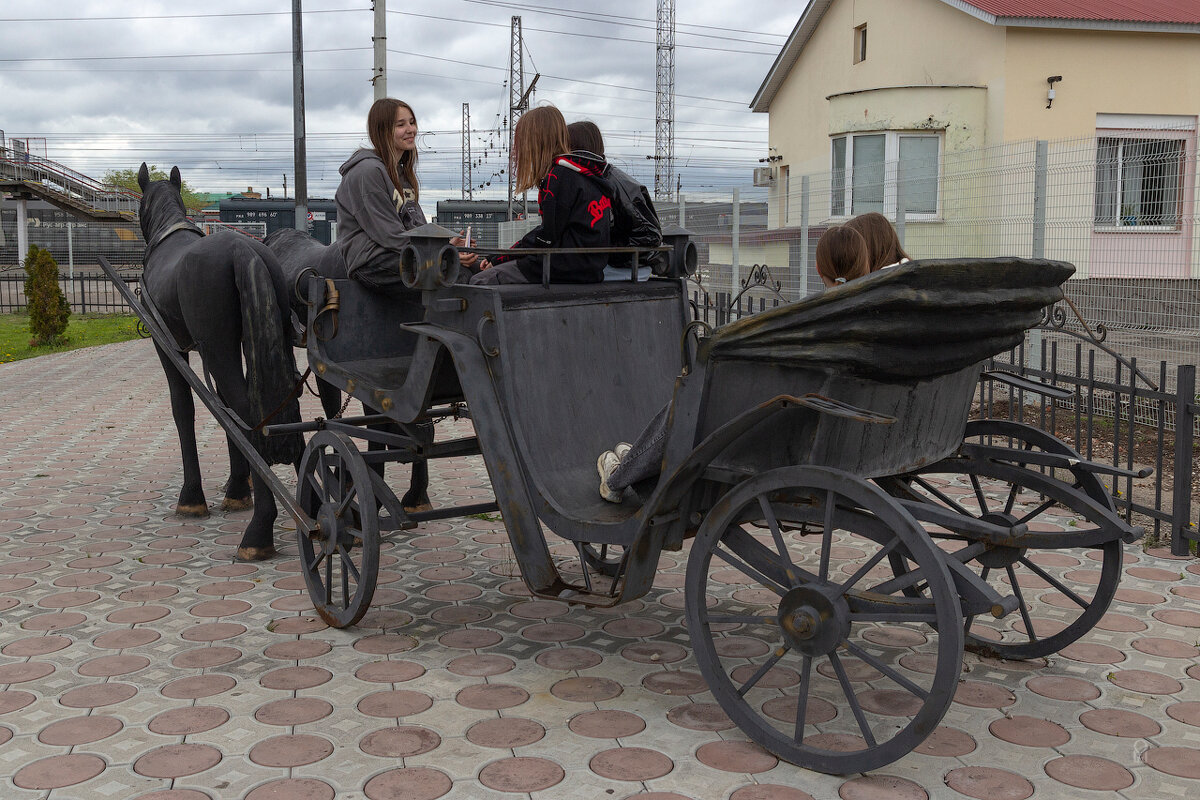 Девы Безенчука - Олег Манаенков