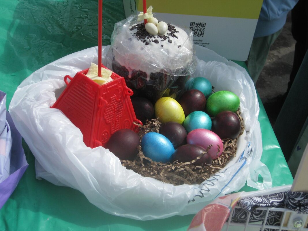 Пасха, яйца и кулич - Дмитрий Никитин Пасха, яйца и кулич - Дмитрий Никитин