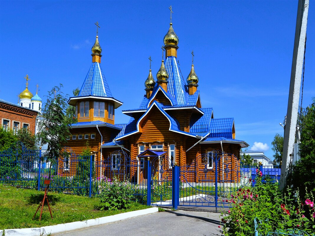 Чебоксары. Храм Владимирской иконы Божией Матери. - Пётр Чернега Чебоксары. Храм Владимирской иконы Божией Матери. - Пётр Чернега