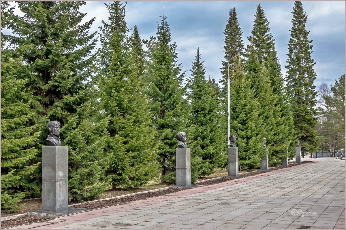 Аллея Героев Советского Союза - Aquarius - Сергей Аллея Героев Советского Союза - Aquarius - Сергей