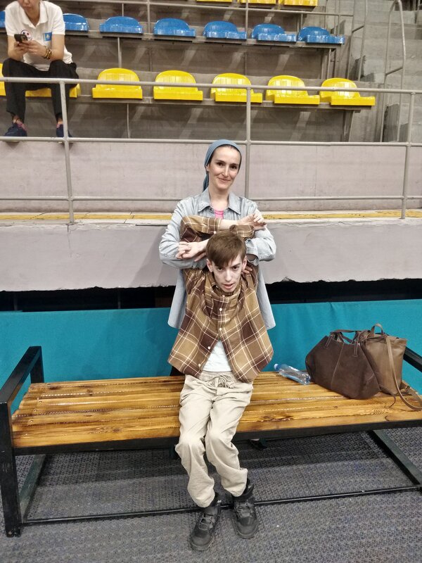 Мама и сын. - Андрей Хлопонин Мама и сын. - Андрей Хлопонин