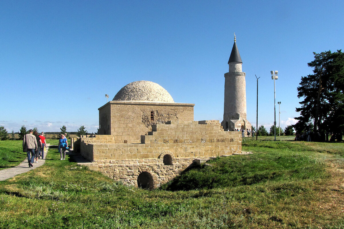 Ханская усыпальница и Малый минарет - Александр Ильчевский Ханская усыпальница и Малый минарет - Александр Ильчевский