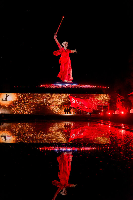 СВЕТ ВЕЛИКОЙ ПОБЕДЫ. Мамаев Курган. Волгоград. 2025 - Александр Горбань