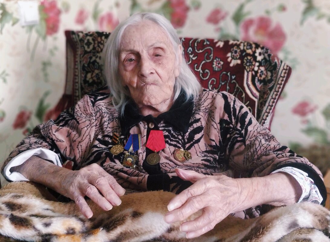 Мама. - Андрей Хлопонин Мама. - Андрей Хлопонин