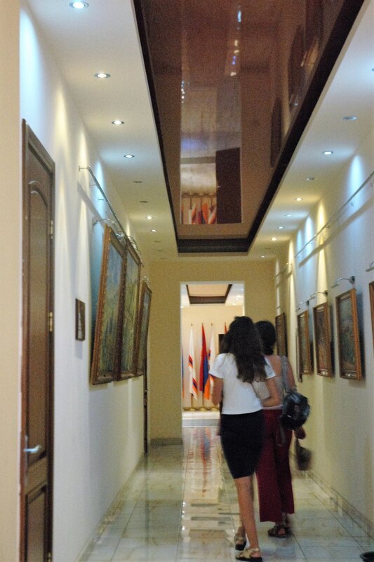 Ереванский Педагогический Университет - Alexandra Sakharova