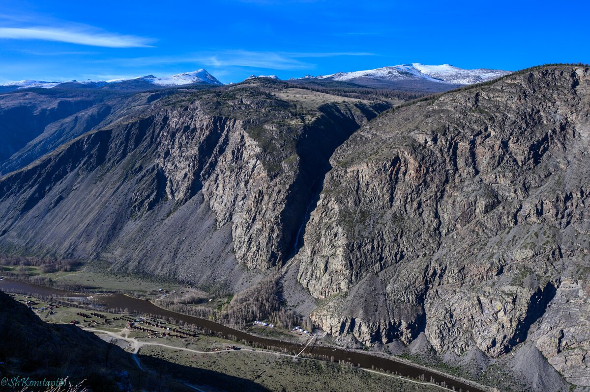 Ущелье - Константин Шабалин Ущелье - Константин Шабалин