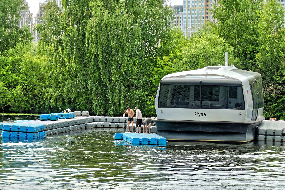 Депо речных электротрамвайчиков - Валерий Судачок