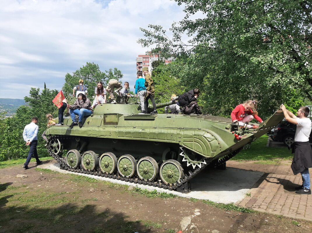 ДЕНЬ ПОБЕДЫ - Tata Wolf ДЕНЬ ПОБЕДЫ - Tata Wolf