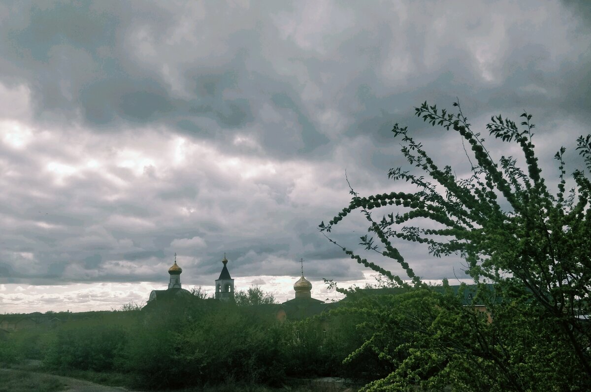 Буря мглою,небо кроит... - Андрей Хлопонин Буря мглою,небо кроит... - Андрей Хлопонин