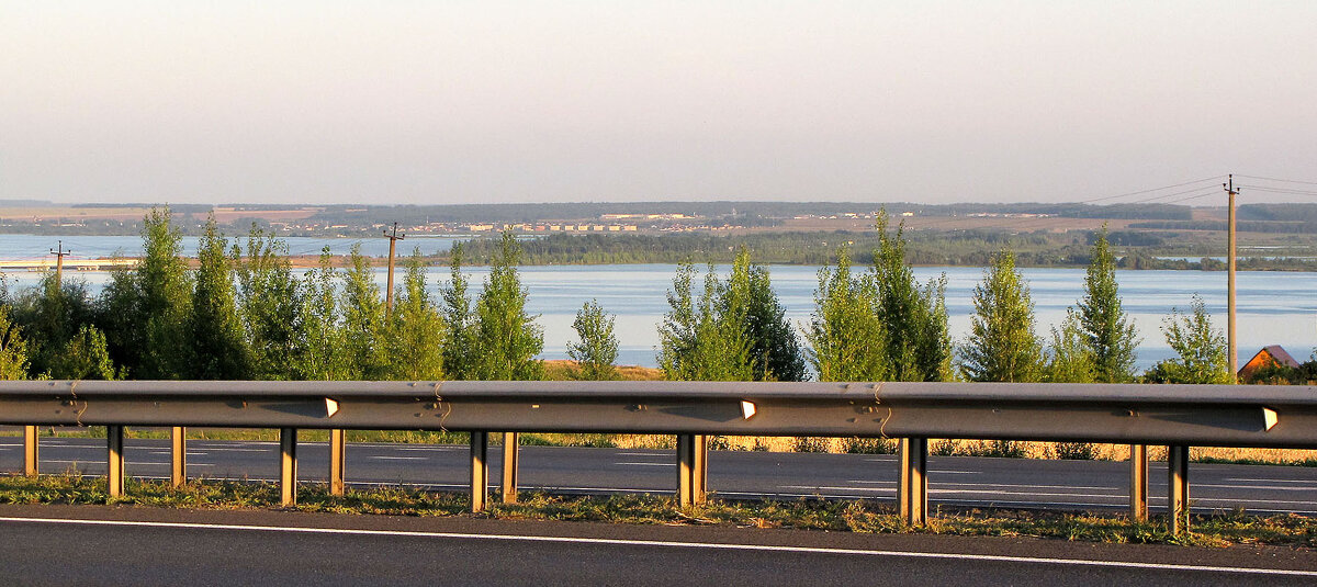 Вид на Каму от кафе "Золотой карп" - Александр Ильчевский Вид на Каму от кафе "Золотой карп" - Александр Ильчевский