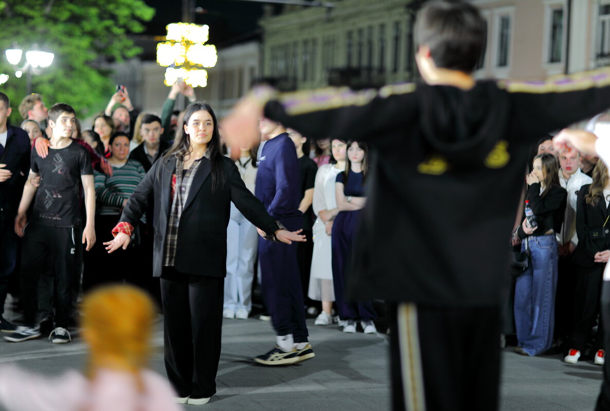 Кавказский танец - Олег Стасенко Кавказский танец - Олег Стасенко