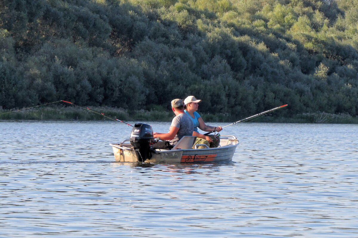 - Вдвоём больше наловим. - Валерий Судачок - Вдвоём больше наловим. - Валерий Судачок