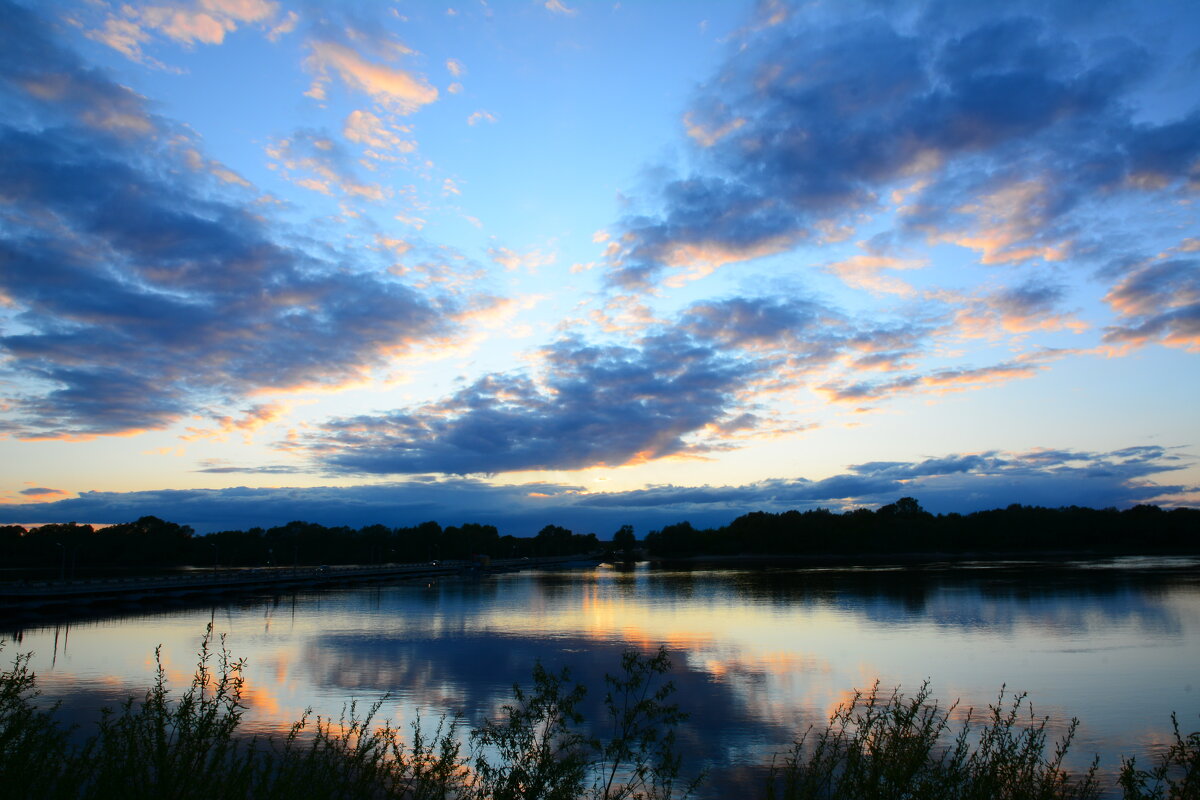 Вечер на реке. - Михаил Колосов 