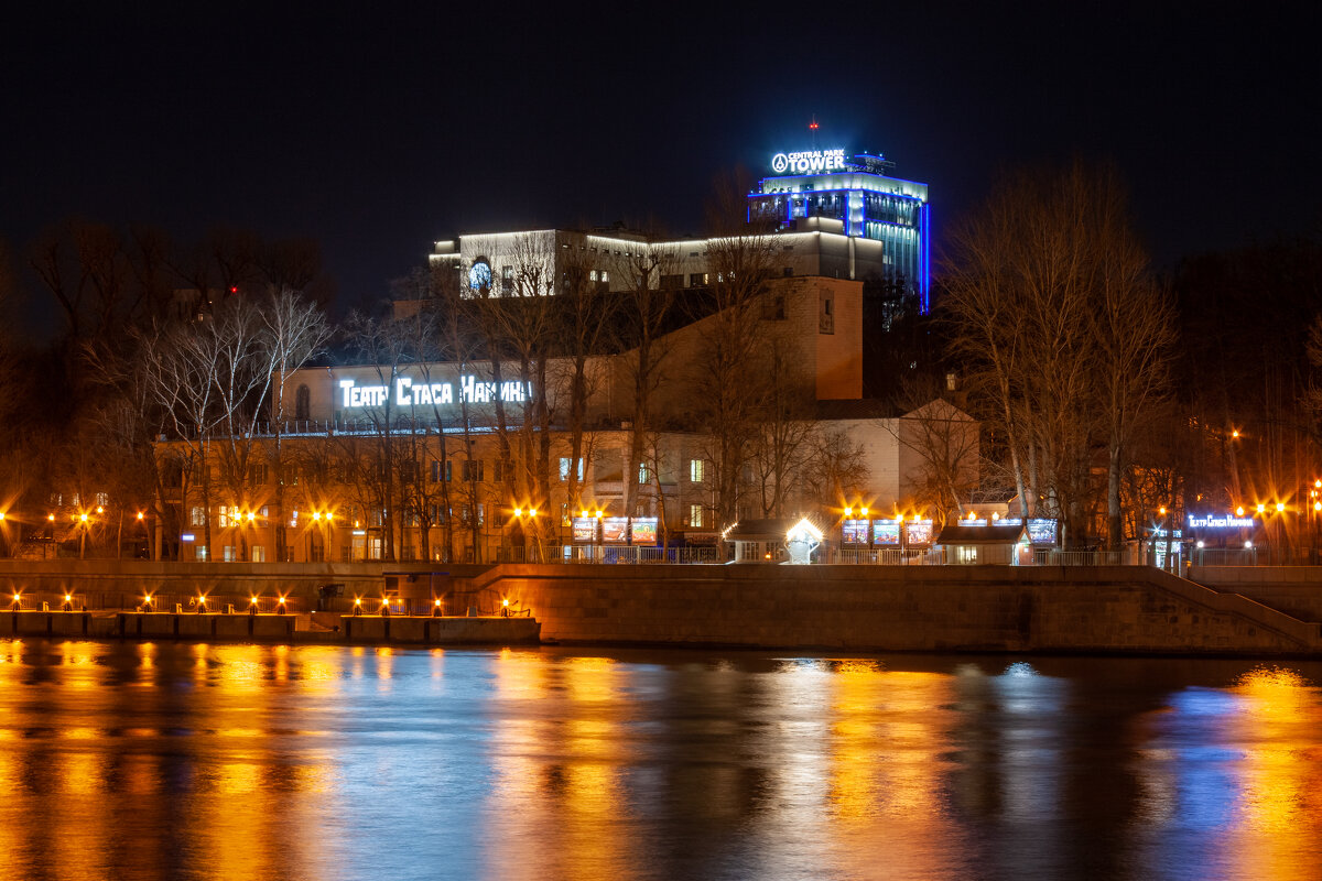 С ночной набережной 2. (Вариант) - Alexandr Gunin С ночной набережной 2. (Вариант) - Alexandr Gunin