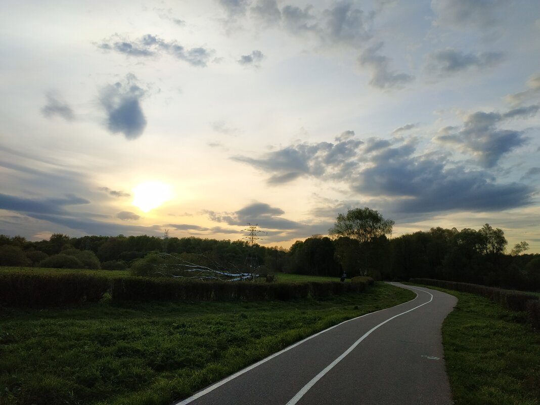 Похоже, погода налаживается - Андрей Лукьянов Похоже, погода налаживается - Андрей Лукьянов