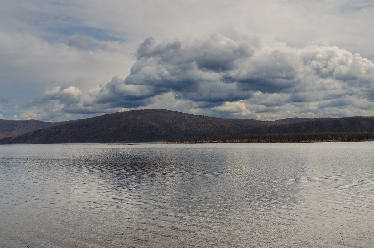 Над Амуром тучи ходят хмуро... - Виктор Иванович Чернюк Над Амуром тучи ходят хмуро... - Виктор Иванович Чернюк