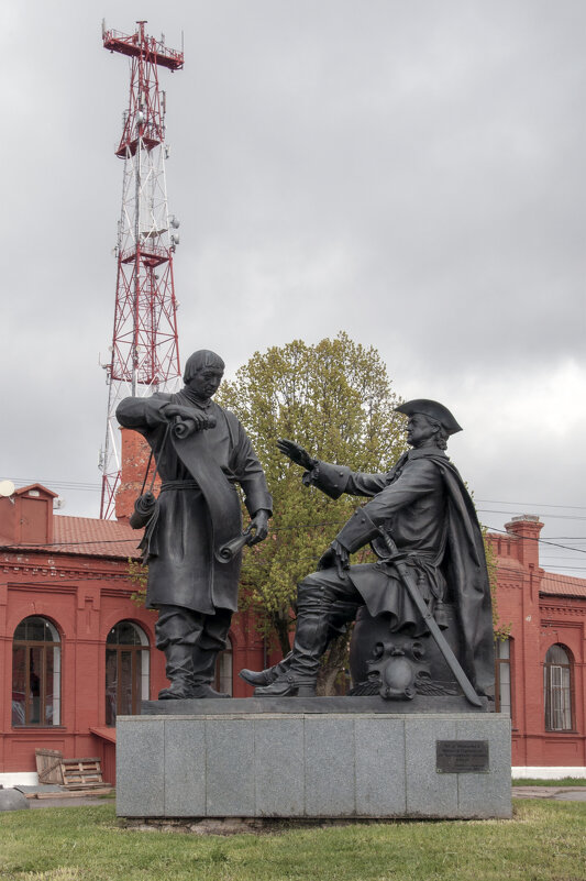 Памятник Петру I на привокзальной площади - Gen 