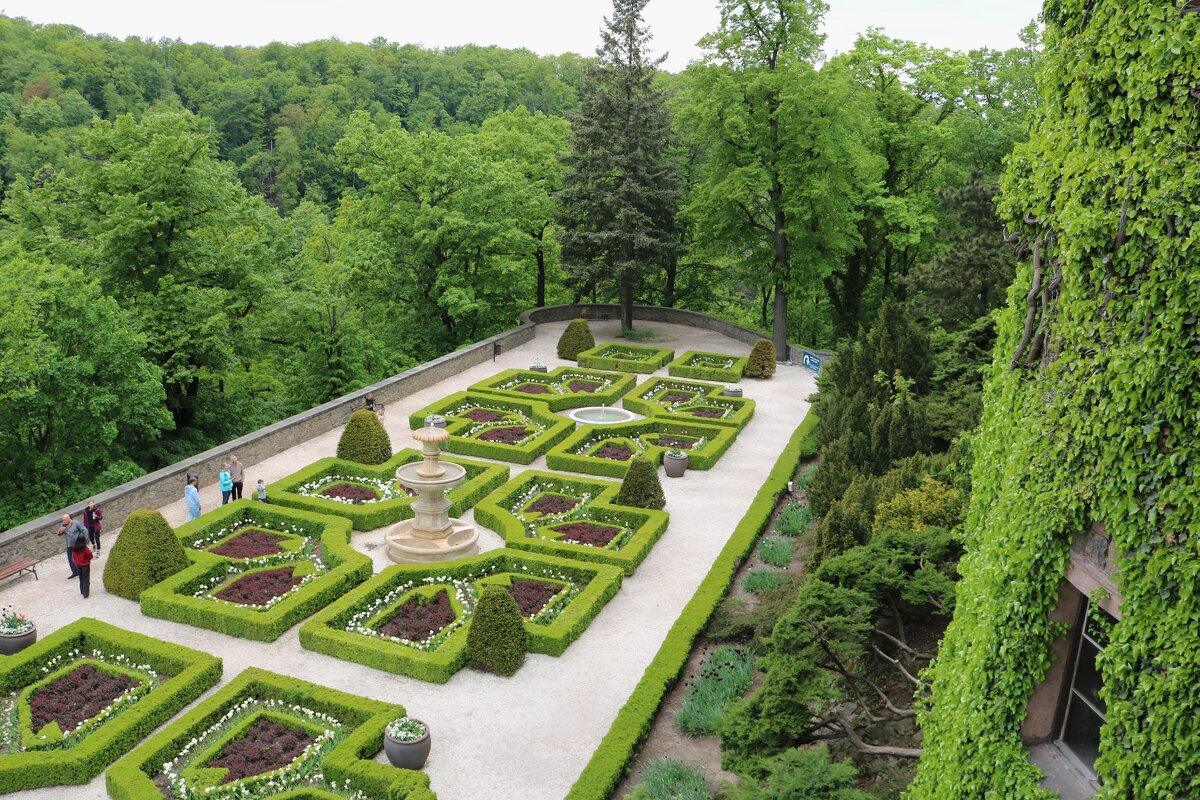 территория замка Ксёнж - Светлана Баталий территория замка Ксёнж - Светлана Баталий