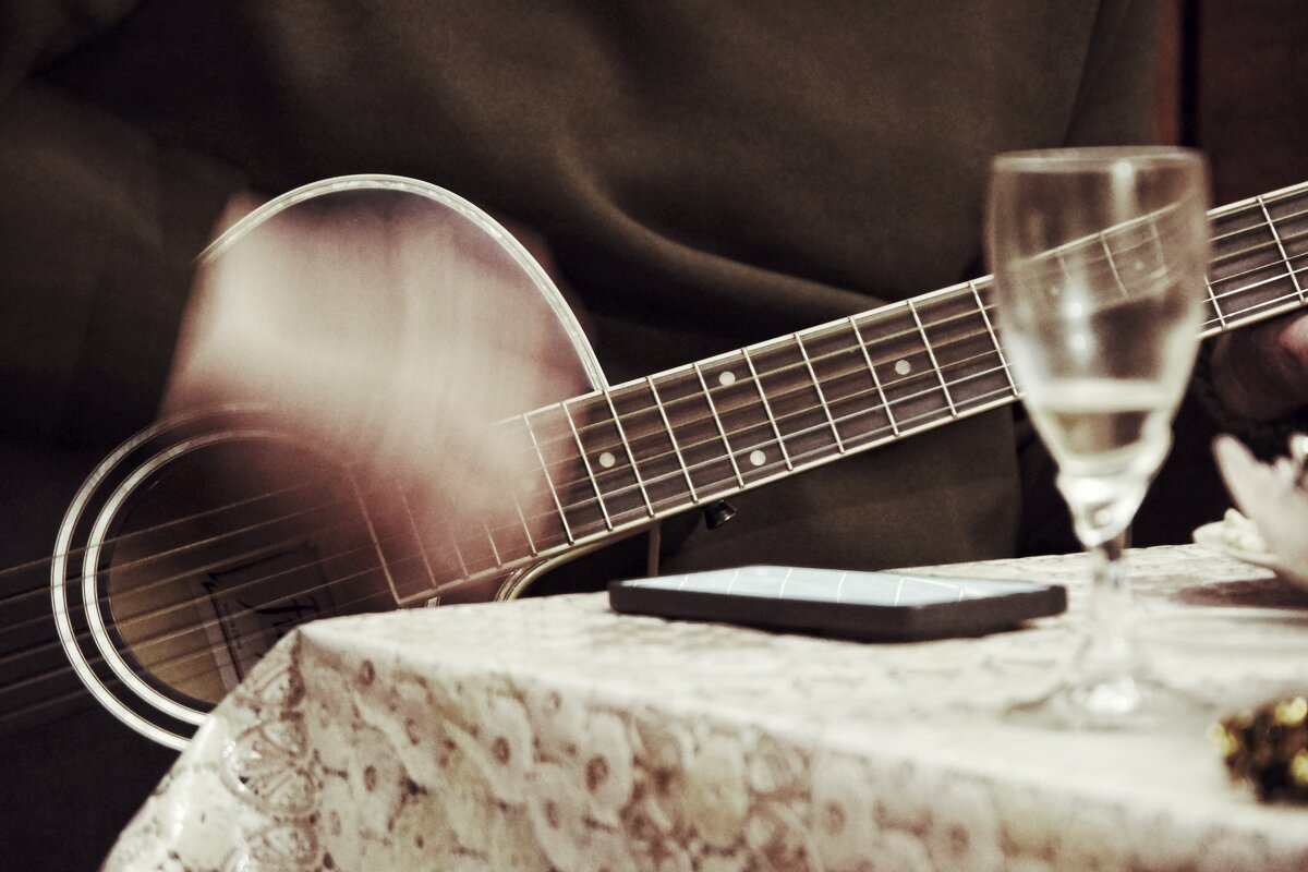 ... Пой моя гитара пой ... - Руслан ... Пой моя гитара пой ... - Руслан