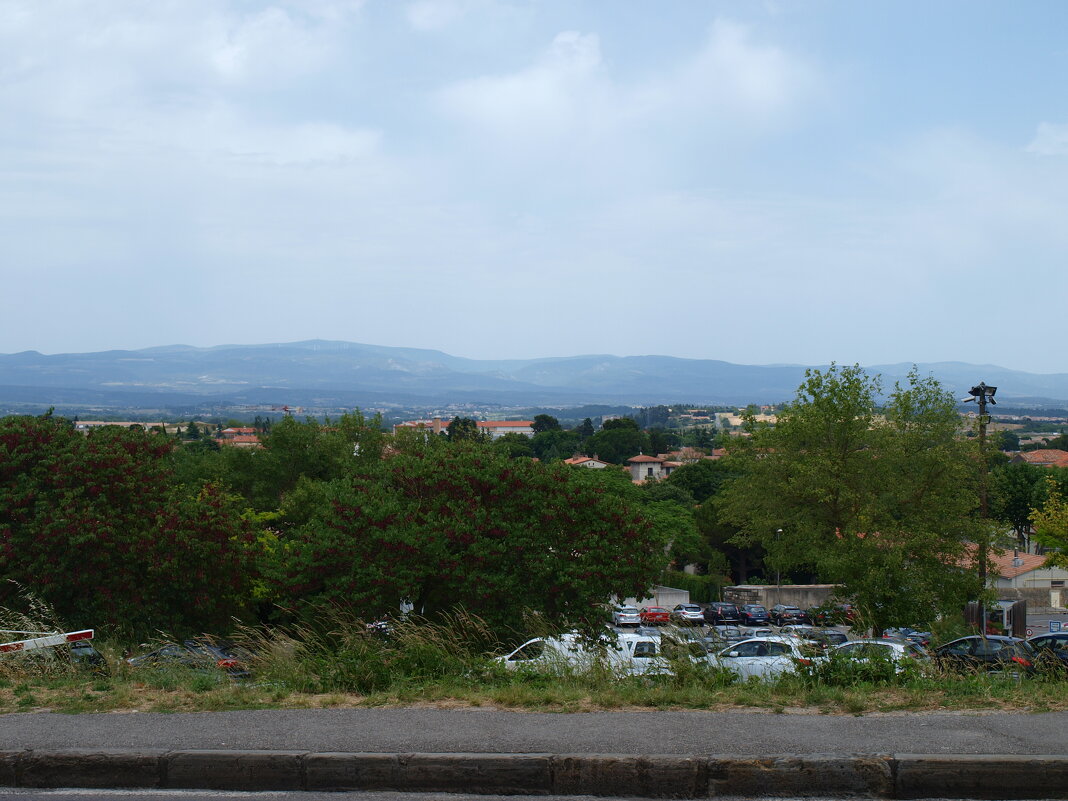 Окрестности крепости Каркассона. - Владимир Драгунский