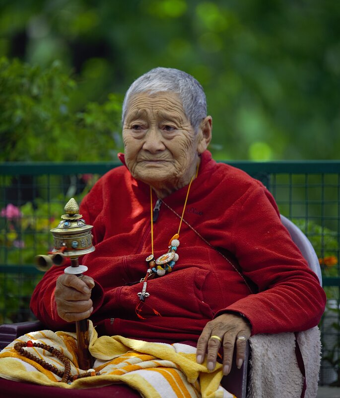 В женском монастыре - liudmila drake