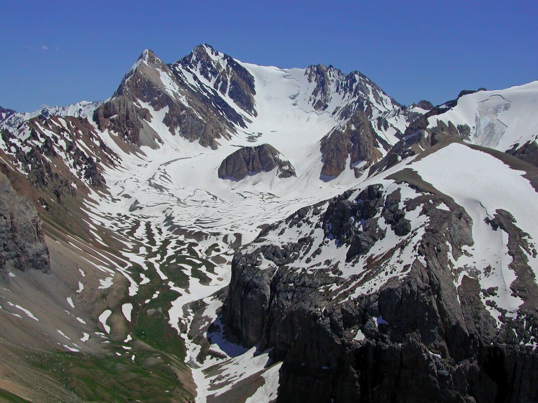 ПО ВЕРХАМ. - Виктор Осипчук ПО ВЕРХАМ. - Виктор Осипчук