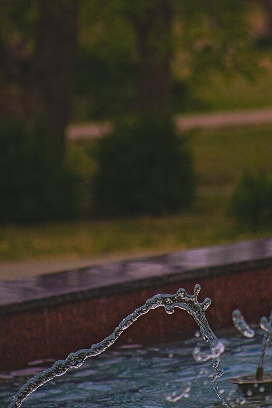 струя фонтана - Giant Tao /