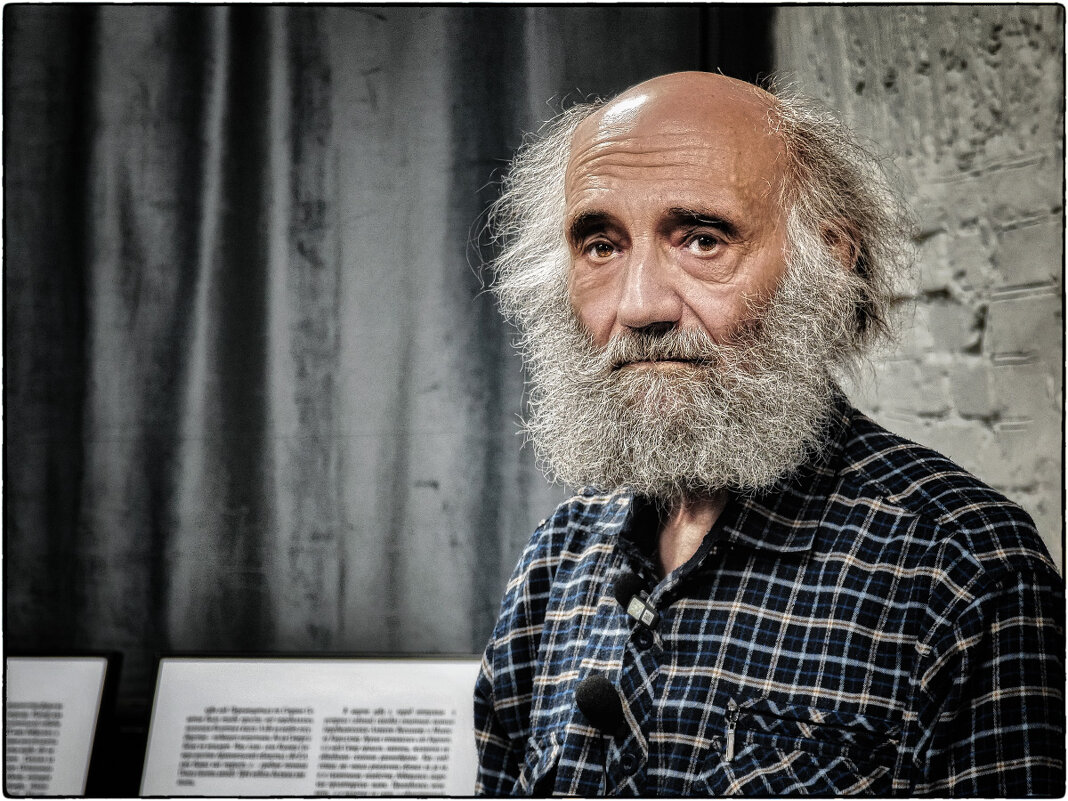 На вернисаже - Анатолий ИМХО