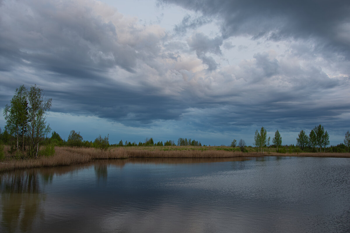 Мрачные небеса - Александр Филатов Мрачные небеса - Александр Филатов