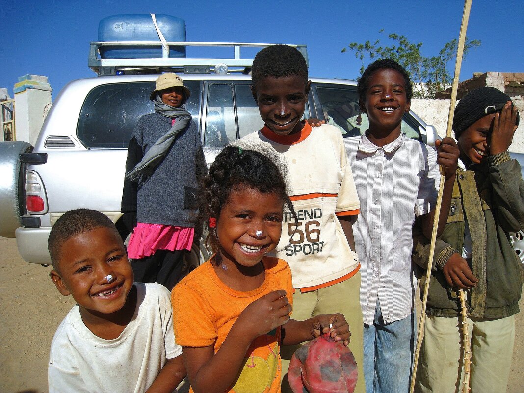 Суданские детишки, девчонки и мальчишки. - unix (Илья Утропов)