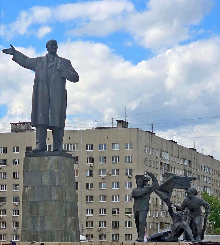 Нижний Новгород. Памятник В.И. Ленину на пл. Ленина. - Ольга Довженко Нижний Новгород. Памятник В.И. Ленину на пл. Ленина. - Ольга Довженко