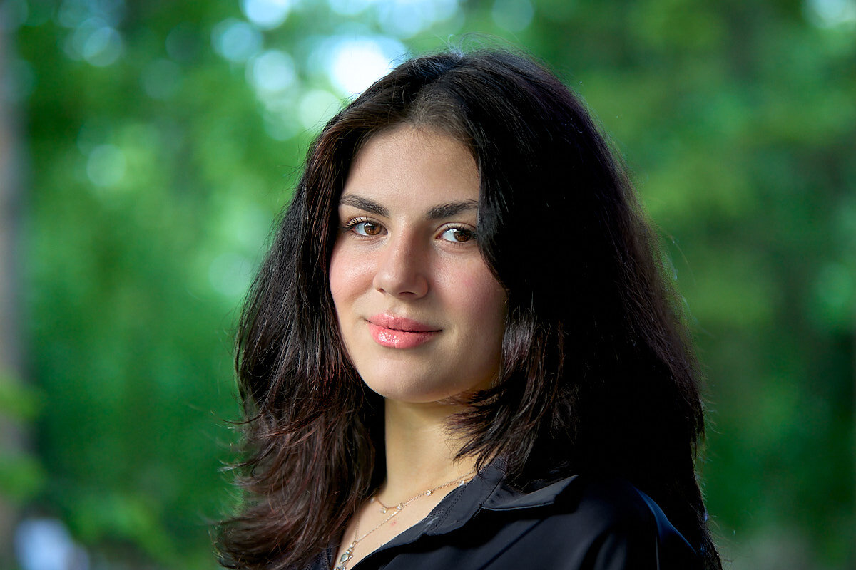 ... - Олег Стасенко