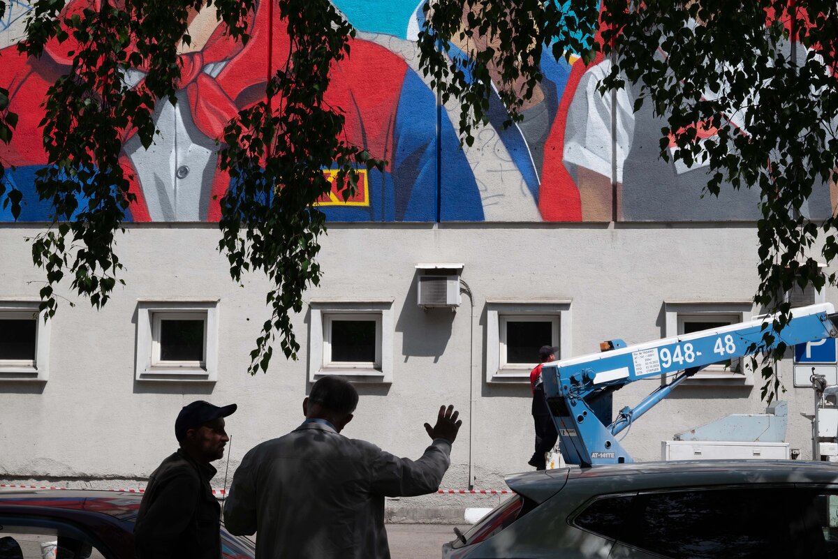 *** - Валерий Михмель 