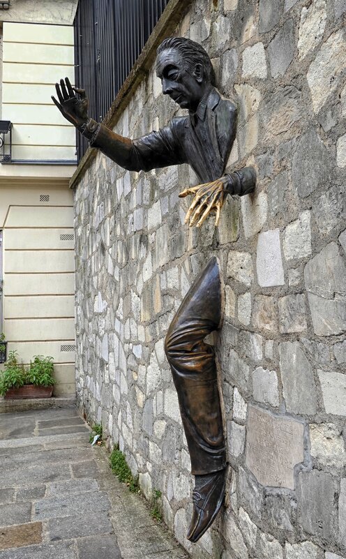 Проходящий сквозь стену... - Elena Ророva Проходящий сквозь стену... - Elena Ророva