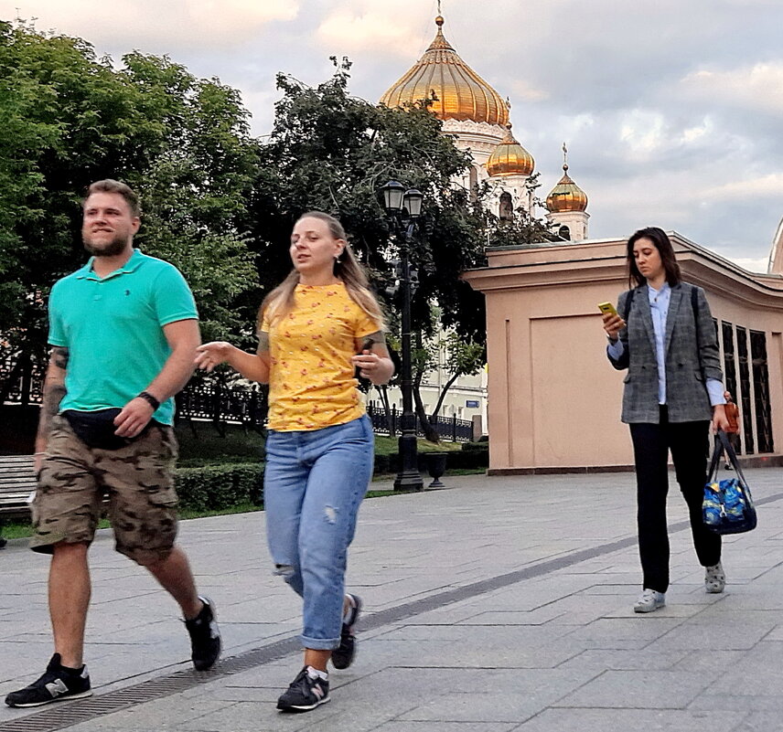 *** - Владимир Захаров