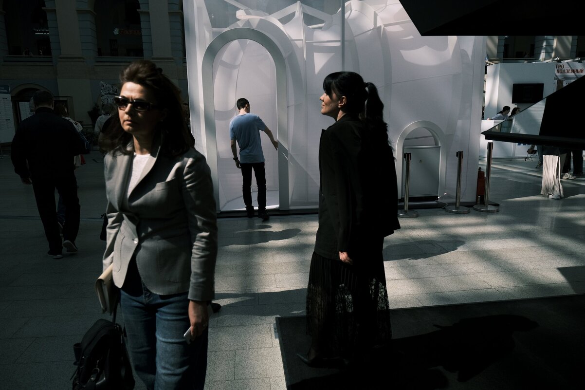 Свет - Сергей Золотавин