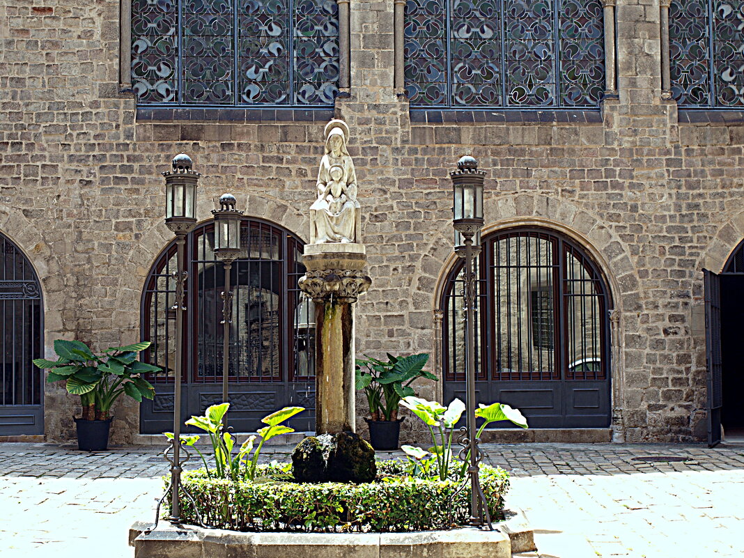 Барселона. - Владимир Драгунский Барселона. - Владимир Драгунский