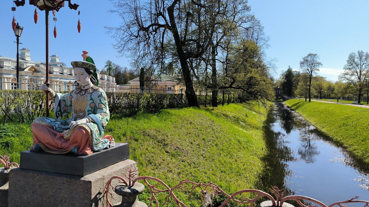 В Александровском парке. - Ольга В Александровском парке. - Ольга