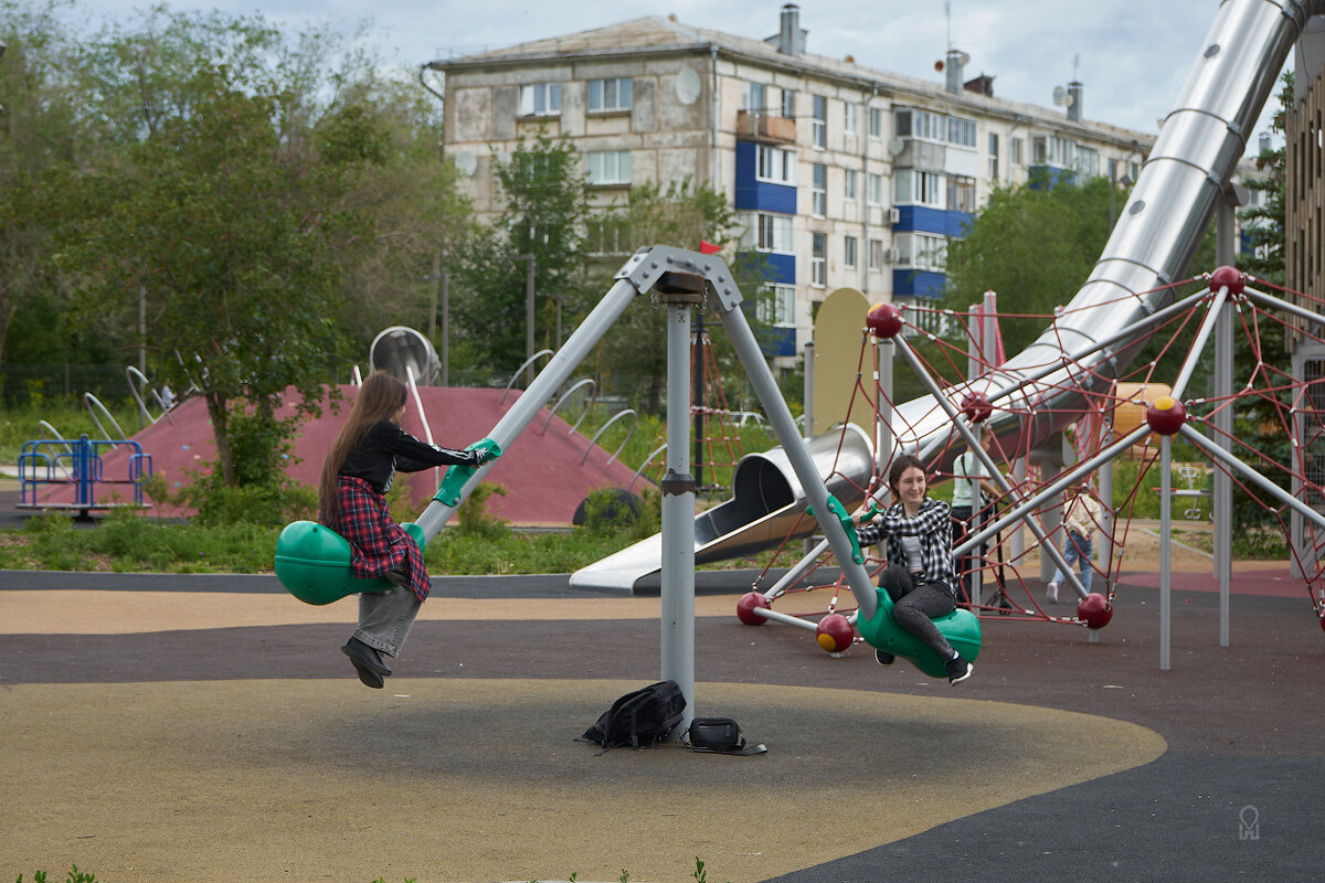 Нефтегорск, детский парк - Олег Манаенков Нефтегорск, детский парк - Олег Манаенков