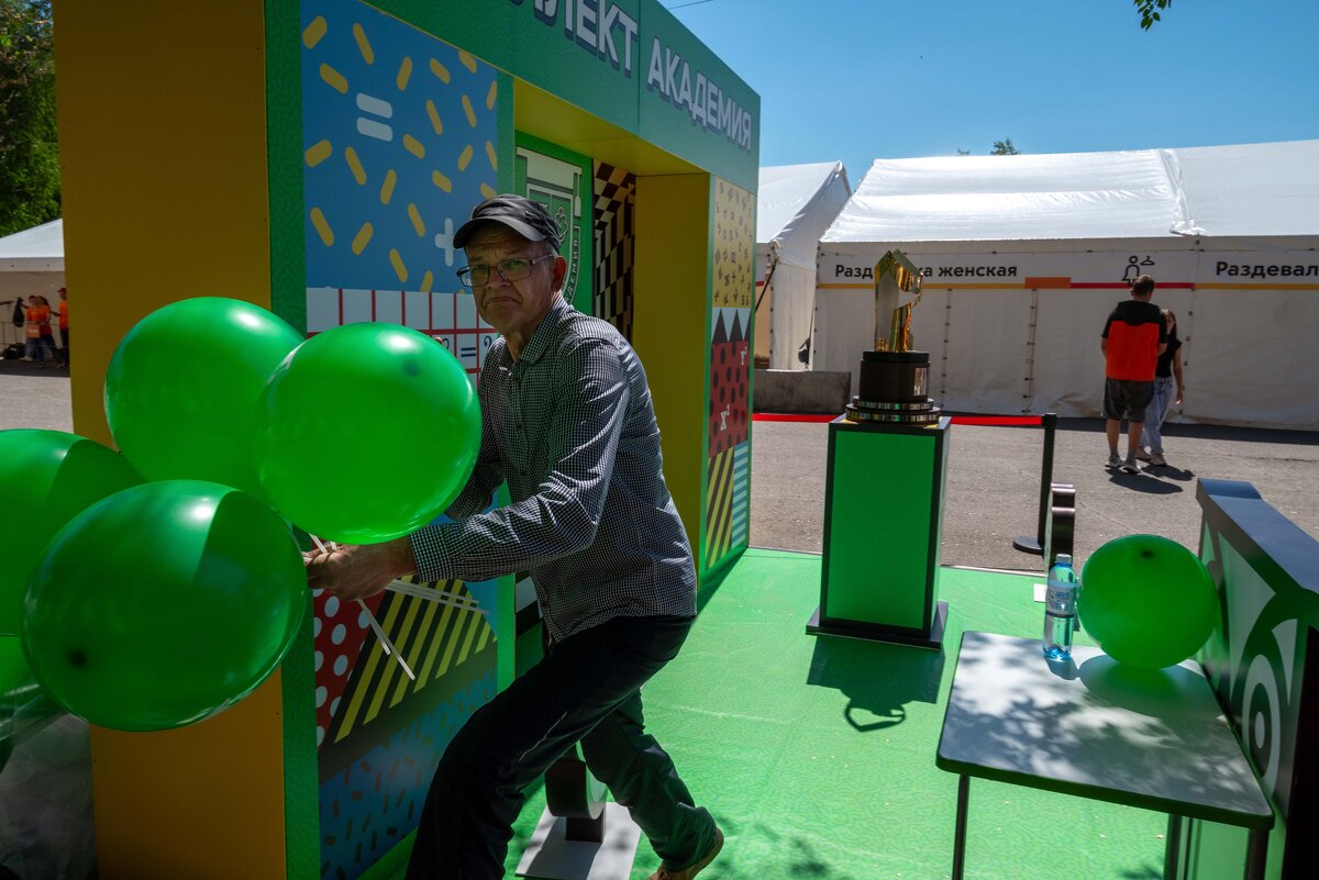 *** - Валерий Михмель 