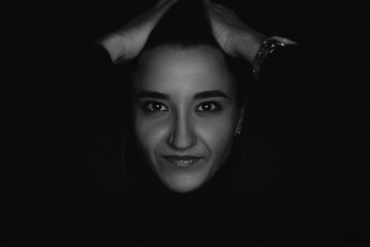 Есю - Эльмир Пирэс Есю - Эльмир Пирэс