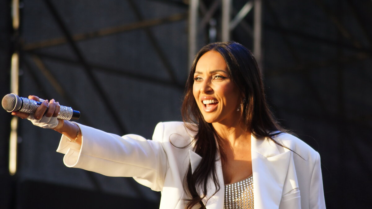 Алсу. - Вик Токарев