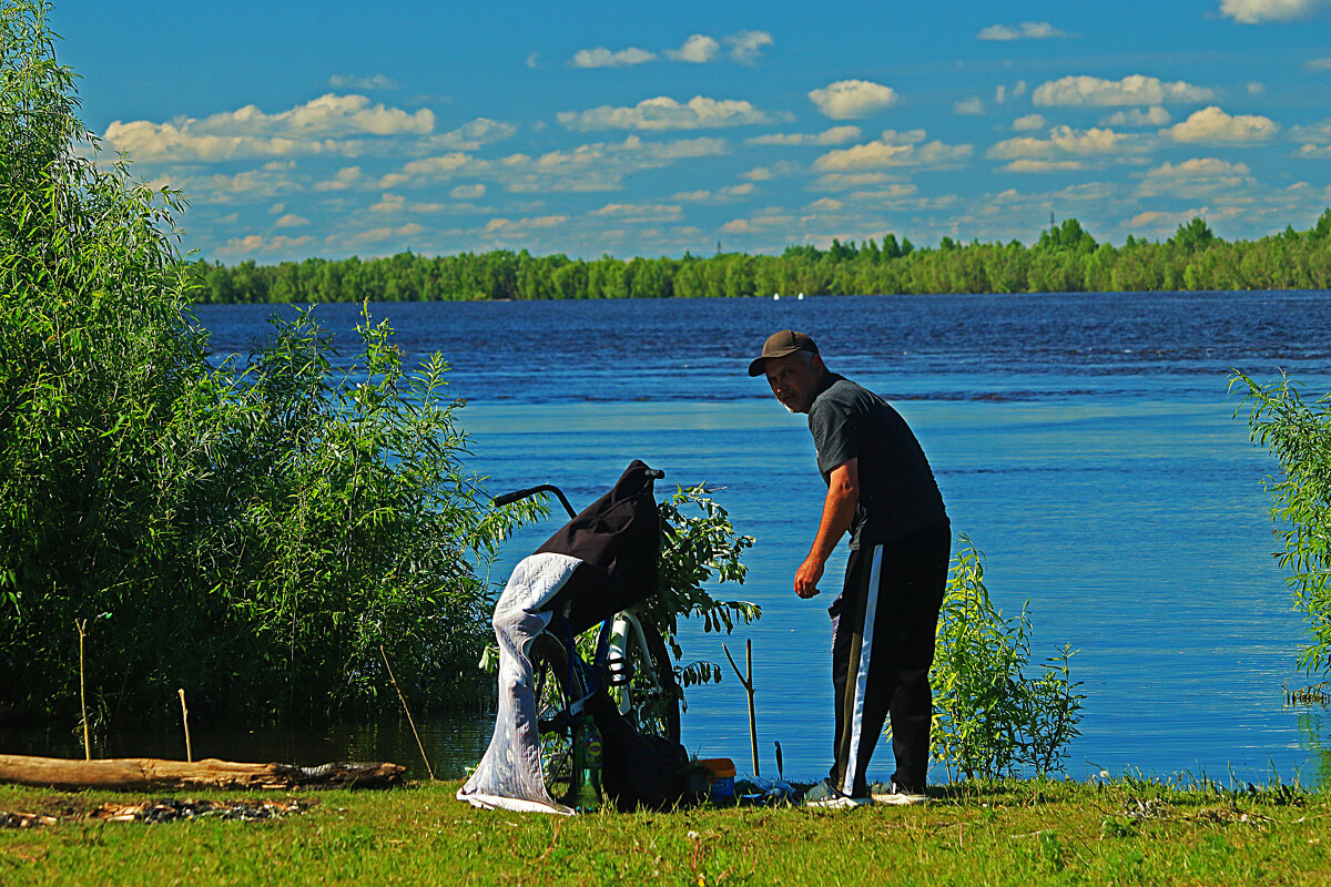 Июнь...На рыбалку -на стальном коне! - Владимир 