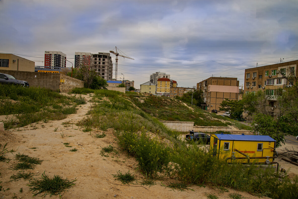 Актау 14 мкр. - Анатолий Чикчирный Актау 14 мкр. - Анатолий Чикчирный