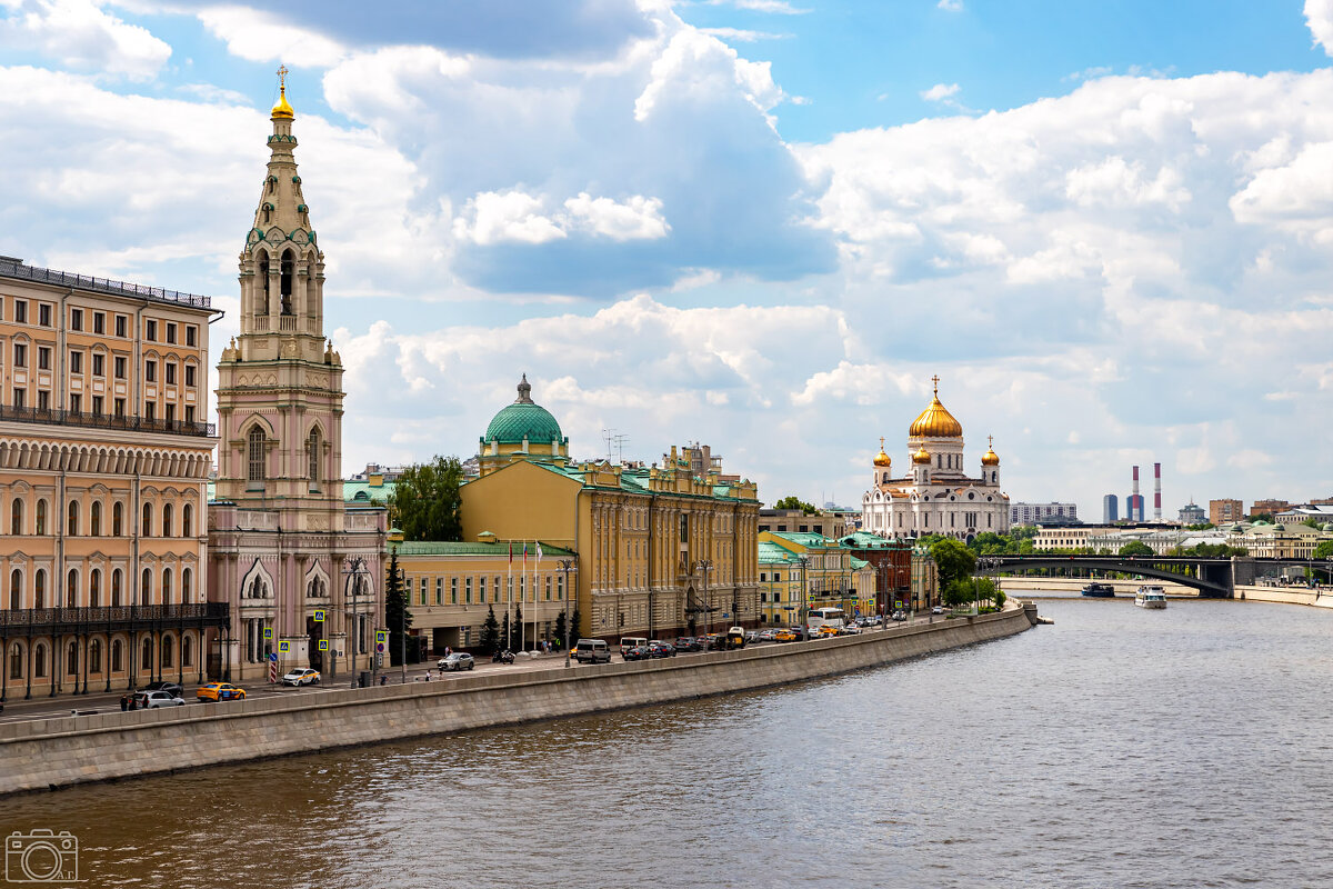 Софийская набережная - Александр 